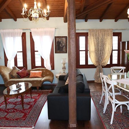 וריה The House By The River Luxury Villa מראה חיצוני תמונה